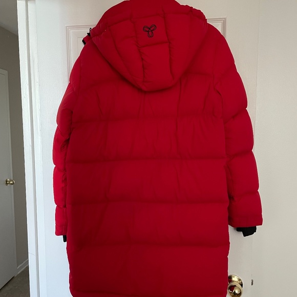 TNA Women's Red Puffer Jacket - Picture 2 of 3